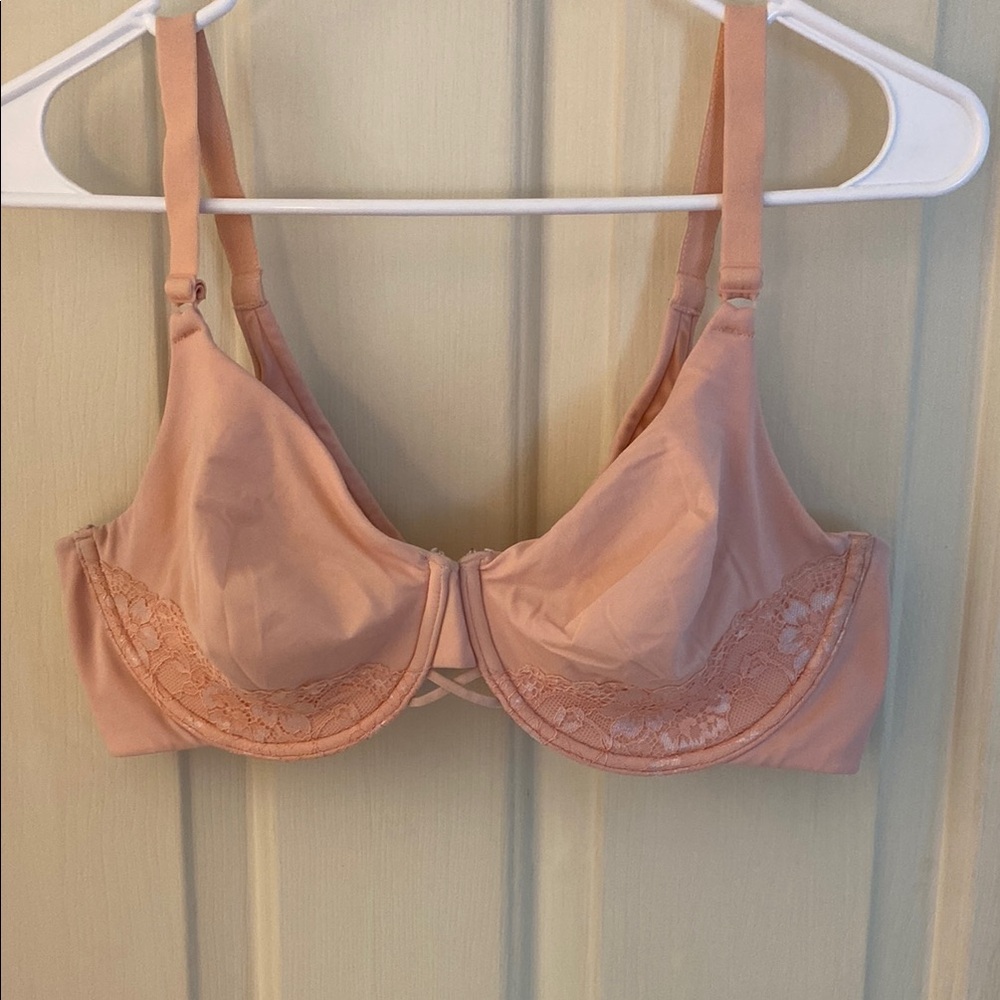 Vanity Fair Pink Lace Underwire Bra